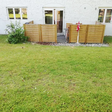 5 Min Walk To Lego House-2 Bedrooms Cozy With Garden Daire *